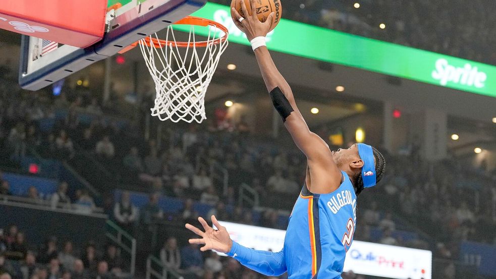 Bester Werfer der Partie: Shai Gilgeous-Alexander führte die Oklahoma City Thunder zum Sieg gegen die Memphis Grizzlies. (Archivfoto) Foto: Kyle Phillips/AP/dpa