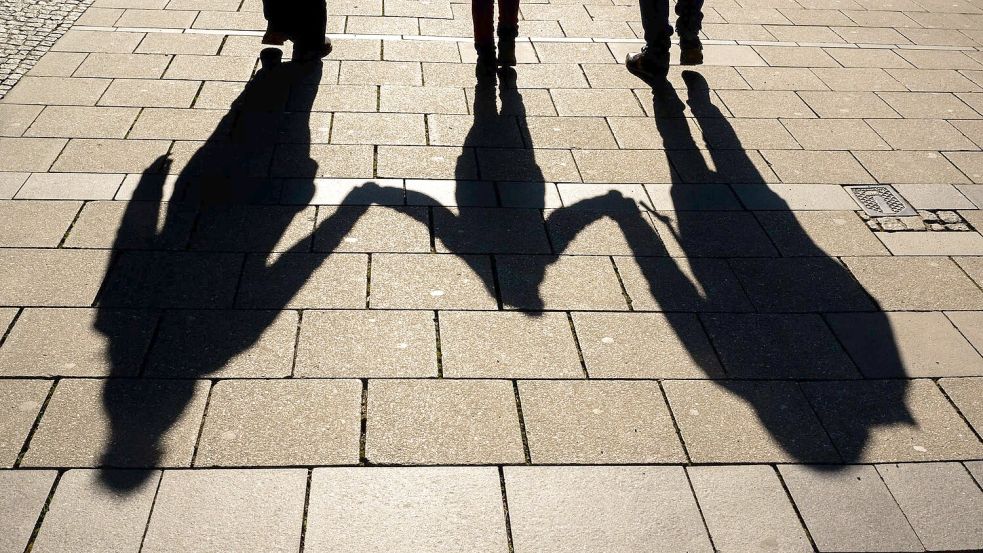 Das Kindergeld steigt 2026. (Symbolbild) Foto: Peter Kneffel