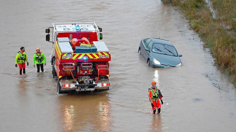 Kurz vor Weihnachten stehen Teile von Südfrankreich unter Wasser. Foto: Sylvain Thomas/AFP/dpa