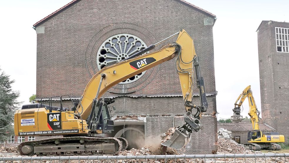 Zunehmende Normalisierung: Abriss der St. Johanneskirche in Gladbeck im Jahr 2022. Foto: IMAGO/Funke Foto Services