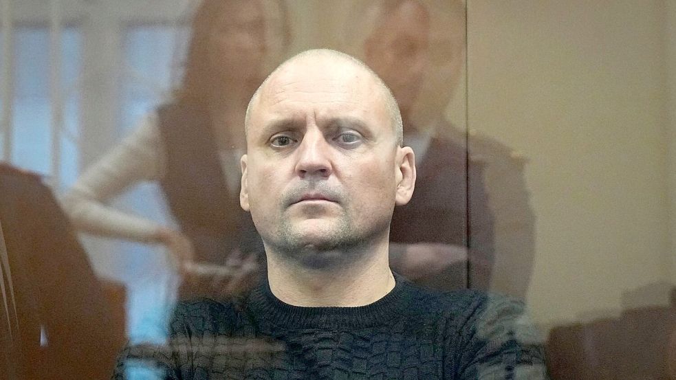 Udalzow nannte die Strafe eine „schändliche Entscheidung“. (Archivbild) Foto: Alexander Zemlianichenko/AP/dpa