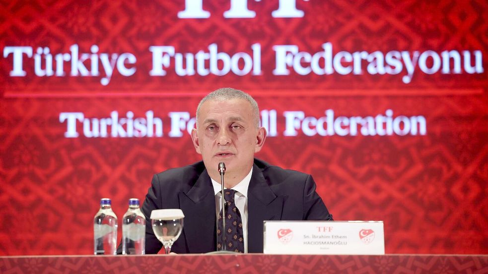 Hat Grund zur Sorge: Ibrahim Haciosmanoglu, Präsident des türkischen Fußballverbands. Foto: Samet Yalcin/DIA Photo/AP/dpa