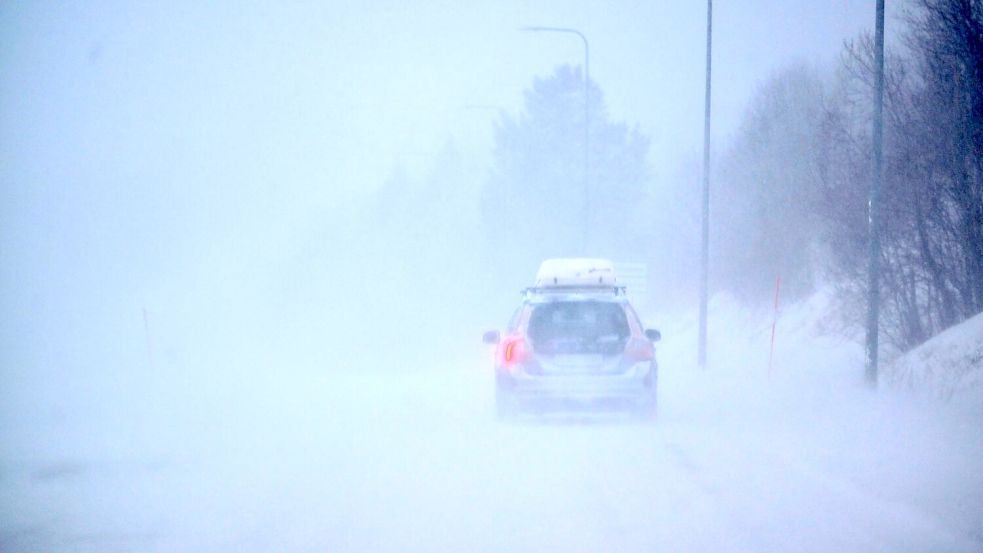 In Skandinavien sorgte der Sturm für teils chaotische Verhältnisse. Foto: Pontus Lundahl/TT News Agency/AP