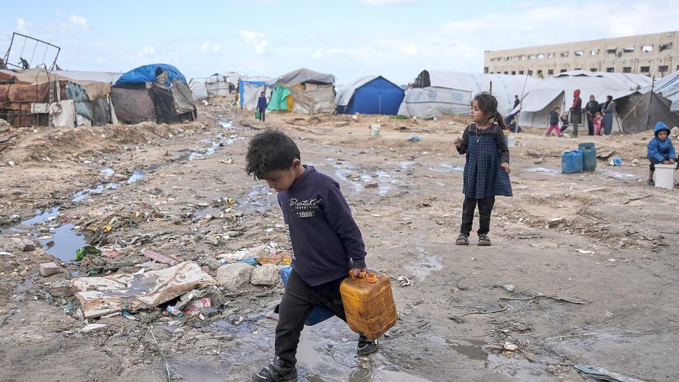 Beobachter fürchten ein mögliches Wiederaufflammen des Krieges im Gazastreifen. (Archivbild) Foto: Jehad Alshrafi/AP/dpa