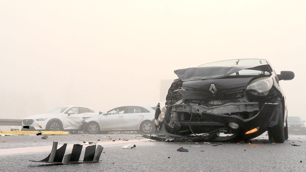Auf der A33 hat es in Osnabrück einen Unfall gegeben, an dem fünf Fahrzeuge beteiligt waren. Foto: TV7