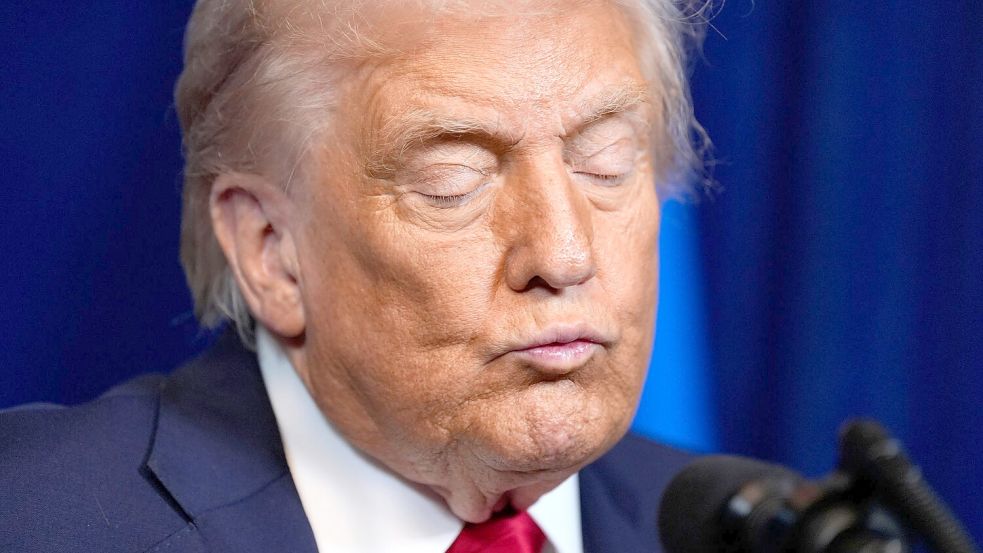 Trump sagt, er sei von Putin über den Angriff informiert worden. Foto: Alex Brandon/AP/dpa