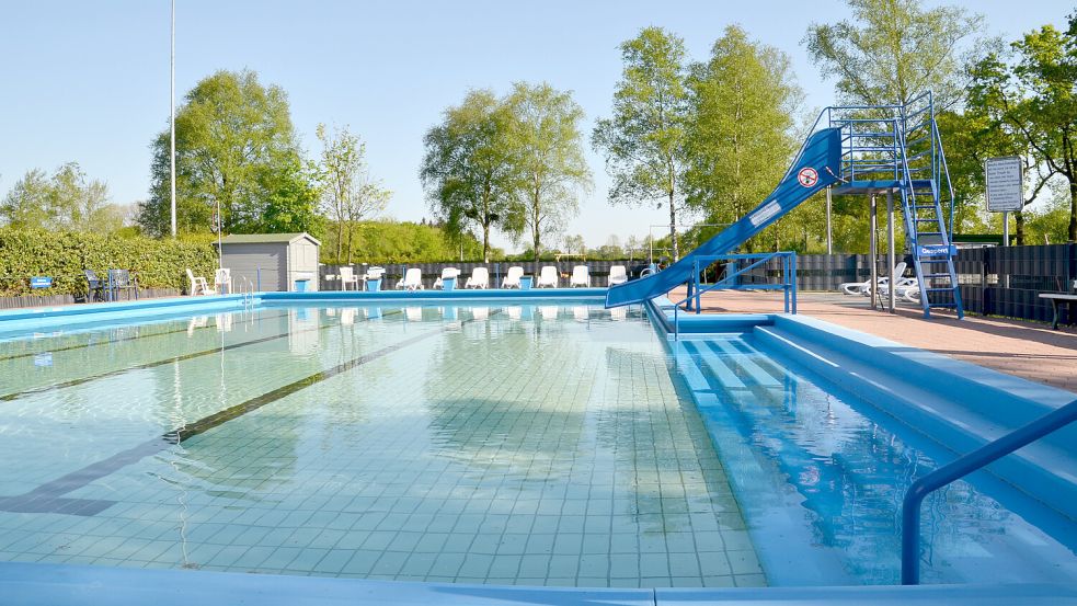 Das Freibad in Holtrop wurde 1972 eröffnet und verträgt nach Meinung der Großefehntjer Verwaltung eine Modernisierung. Foto: Christin Wetzel