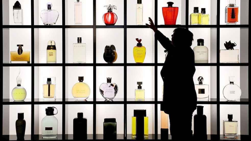 Parfum-Layering ist ein wachsender Trend in der Beauty-Szene. (Symbolbild) Foto: Julian Stratenschulte