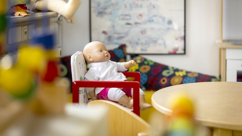 Der Bedarf an Pflegefamilien in Osnabrück wächst, die bereit sind, kleine Kinder in Not bei sich aufzunehmen – sei es übergangsweise als Bereitschaftspflege oder dauerhaft. Foto: Swaantje Hehmann