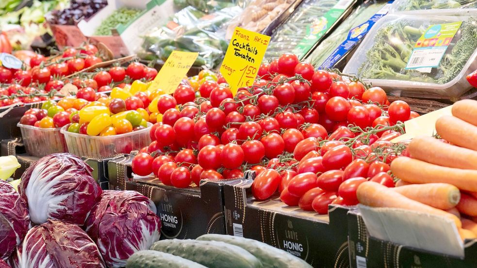 Je höher die Inflationsrate, umso geringer die Kaufkraft der Menschen (Archivbild) Foto: Boris Roessler