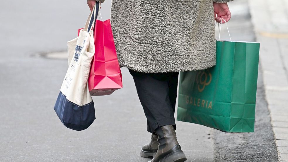 Viele Dinge des täglichen Bedarfs sind teurer geworden. (Symbolbild) Foto: Soeren Stache/dpa/ZB