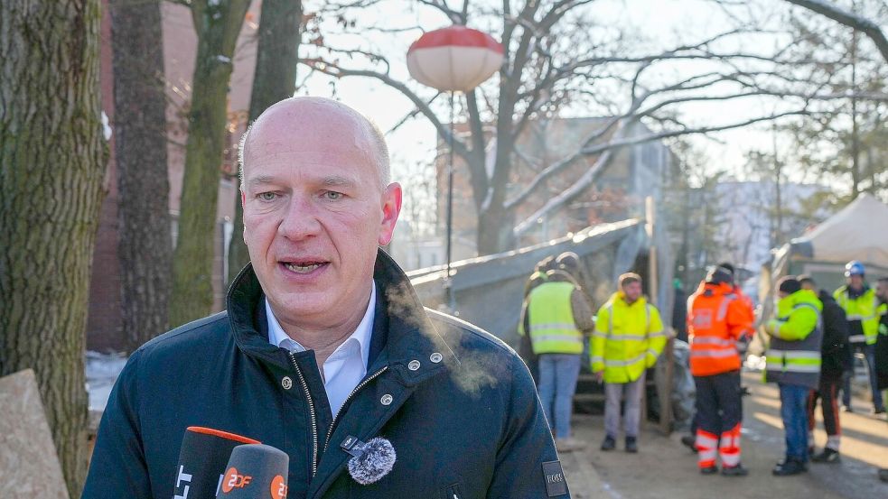 Berlins Regierender Bürgermeister Kai Wegner (CDU) musste das Krisenmanagement leiten. Foto: Soeren Stache/dpa