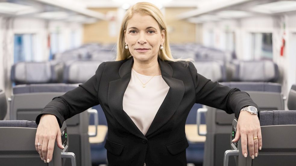 Erste Frau an der Bahn-Spitze: Evelyn Palla (52) ist seit Oktober 2025 Vorstandsvorsitzende des Konzerns. Foto: Christoph Soeder