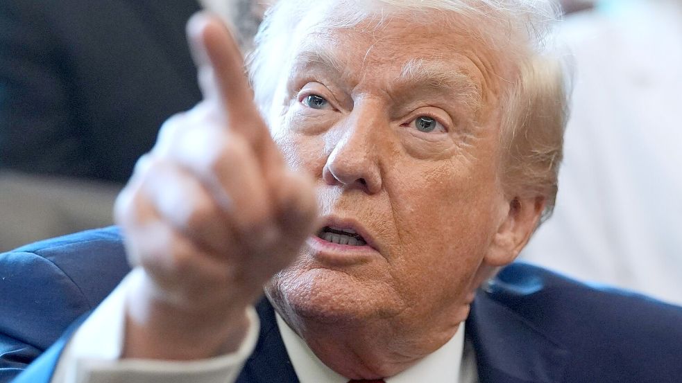 Donald Trump will 200 Milliarden Dollar für den Kauf von Hypothekenanleihen ausgeben. (Archivbild) Foto: Evan Vucci/AP/dpa