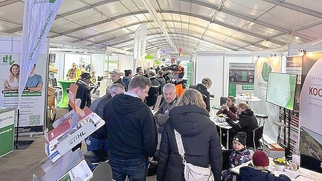 Zahlreiche Aussteller behandeln alle aktuellen Themen rund um Ackerbau und Viehzucht.