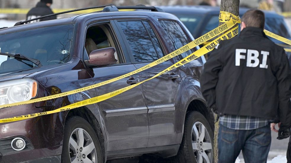 Die Frau war am Mittwoch in ihrem Auto von dem Beamten der US-Einwanderungsbehörde ICE erschossen worden. (Archivbild) Foto: Tom Baker/AP/dpa