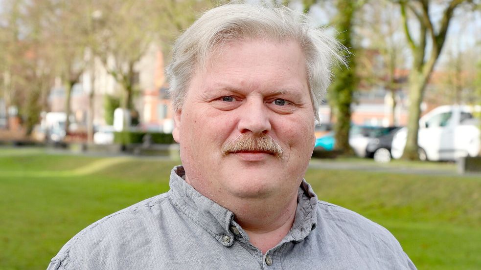 Johann Erdwiens möchte, dass die Beratungstätigkeiten der Arbeitsloseninitiative Aurich anerkannt und vom Landkreis bezuschusst werden. Foto: Romuald Banik