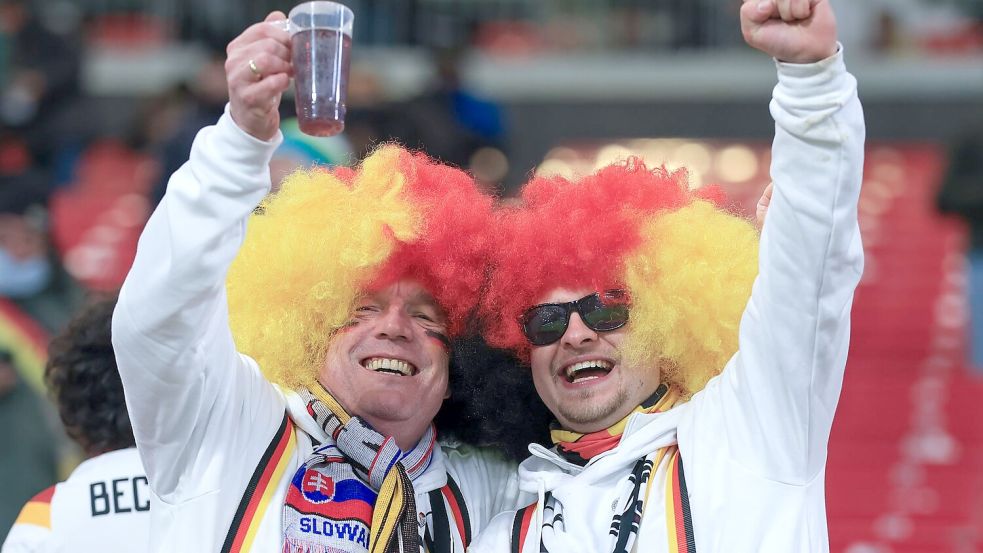 In Deutschland ist die Nachfrage nach WM-Tickets mit am größten. (Archivbild) Foto: Jan Woitas
