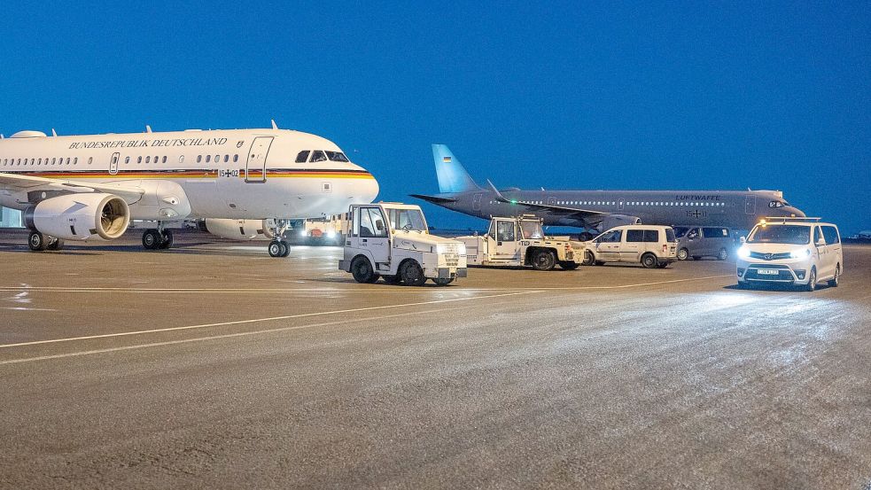 Beide Maschinen hatten den gleichen Weg. Foto: Michael Kappeler/dpa