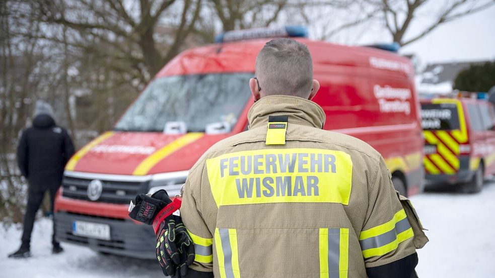 In Wismar ist eine Leiche aus einem Teich geborgen worden. Foto: Philip Dulian