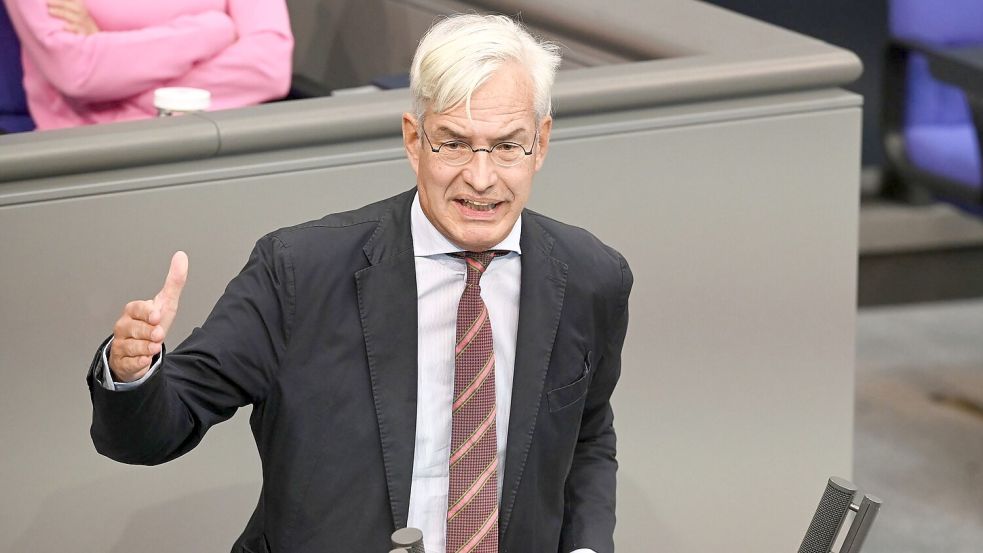 Sieht die Pläne kritisch: der CDU-Politiker Mathias Middelberg. (Archivbild) Foto: Anna Ross