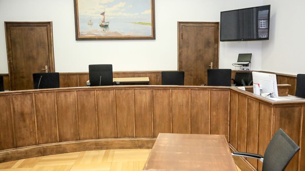 Der Schwurgerichtssaal im Landgericht Aurich, das seinen Sitz im Schlossgebäude hat, wird renoviert. Foto: Romuald Banik