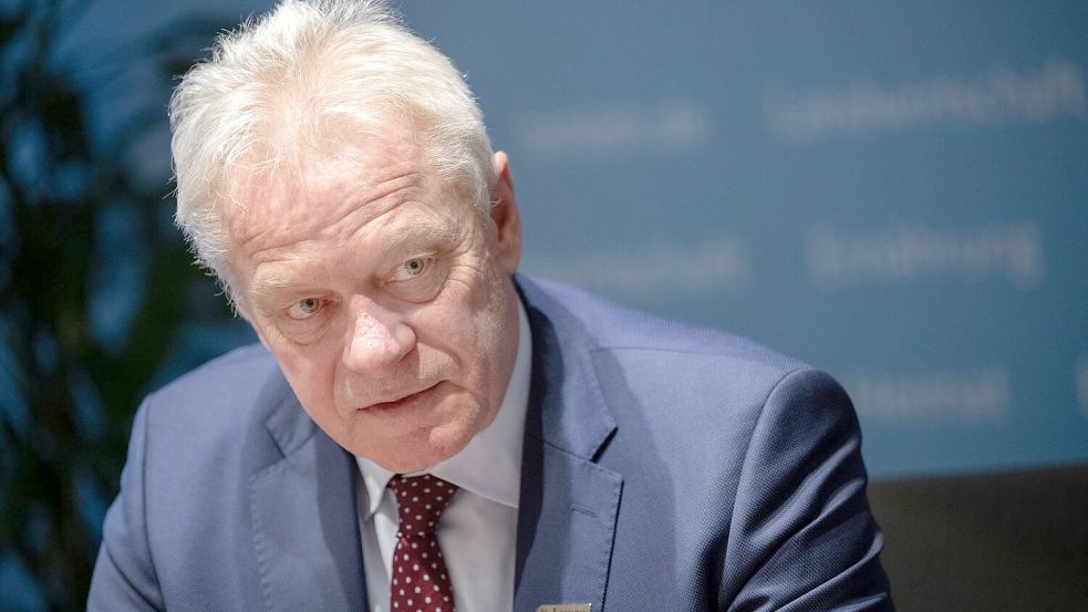 Minister Rainer setzt auf Kostenentlastungen für die Landwirte. (Archivbild) Foto: Sebastian Gollnow