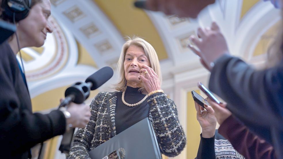 Die republikanische Senatorin aus Alaska ist dafür bekannt, dass sie sich nicht davor scheut, Präsident Donald Trump zu kritisieren. (Archivbild) Foto: J. Scott Applewhite/AP/dpa