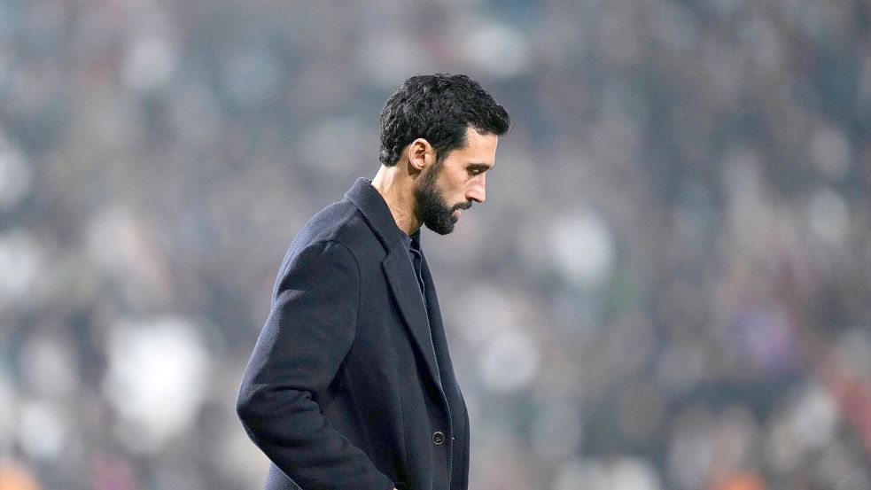 Bittere Niederlage für Reals neuen Trainer Álvaro Arbeloa. Foto: Jose Breton/AP/dpa