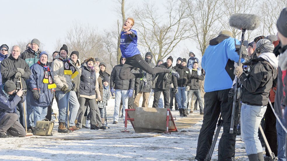 Findet diesen Winter der erste Feldkampf in Ostfriesland seit 2012 statt? Damals wurde in Utgast geworfen, nächster Ausrichter ist Blersum. 2018 war Oldenburg mit Stollhamm Gastgeber. Archivfoto: Wilfried Frerichs
