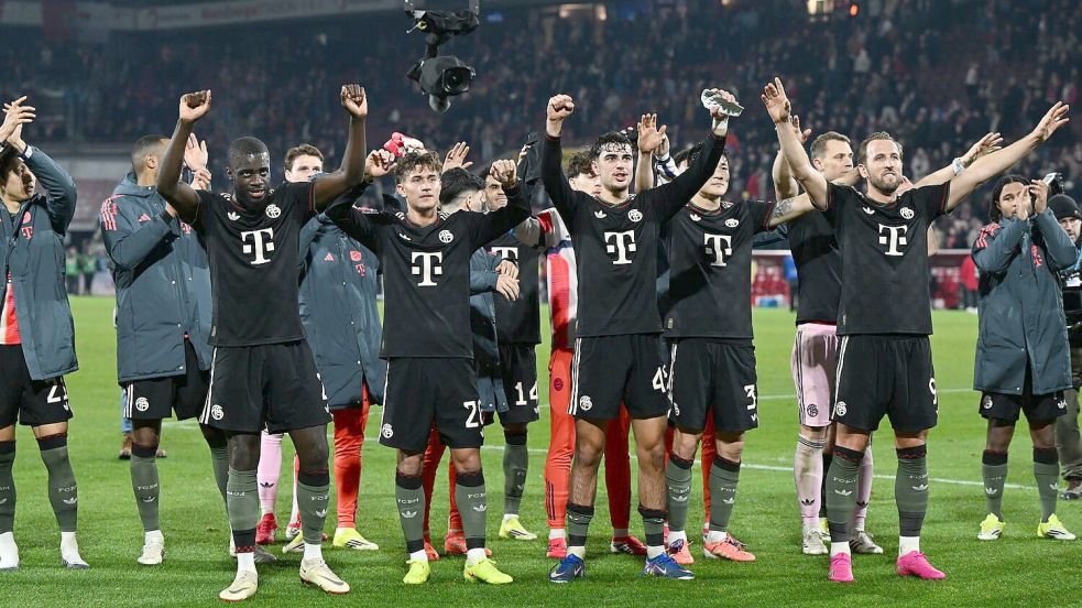Bayern München bejubelt die erfolgreichste Bundesliga-Hinrunde jemals. Foto: Federico Gambarini