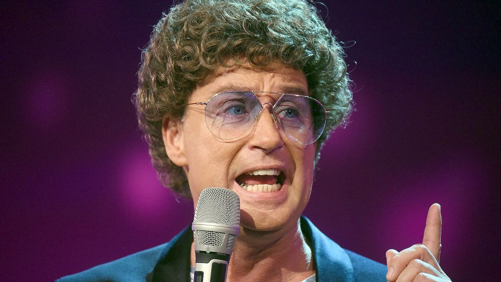 Der Comedian Atze Schröder kommt an diesem Wochenende nach Aurich. Er präsentiert sein Programm „Lovemachine“. Foto: DPA/Archiv
