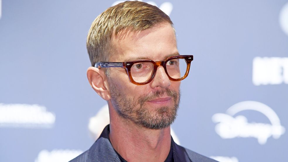 Moderator und Entertainer Joko Winterscheidt kämpft seit Jahren gegen massive Baumängel an seinem Eigenheim. Foto: IMAGO/Eventflash