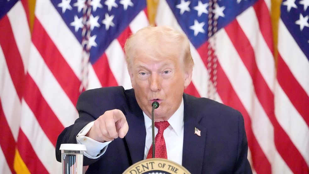 Trump droht Gegnern seiner Grönland-Pläne mit Zöllen. Foto: Alex Brandon/AP/dpa