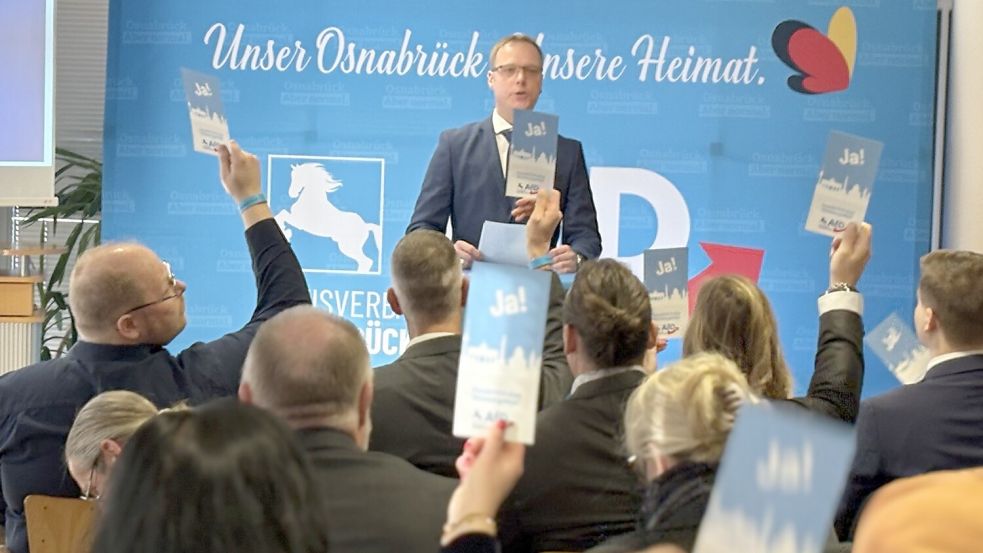 Florian Meyer wurde am Samstag einstimmig im Amt des Vorsitzenden der AfD Osnabrück bestätigt. Foto: Wilfried Hinrichs