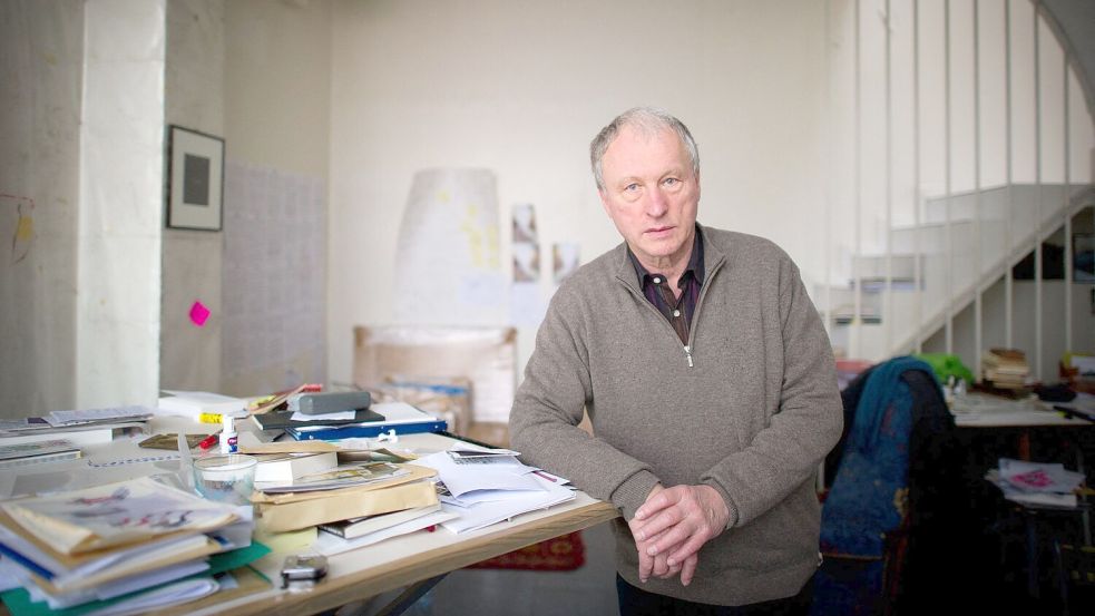 Valère Novarina ist im Alter von 83 Jahren gestorben. (Archivbild) Foto: Martin Bureau/AFP/dpa