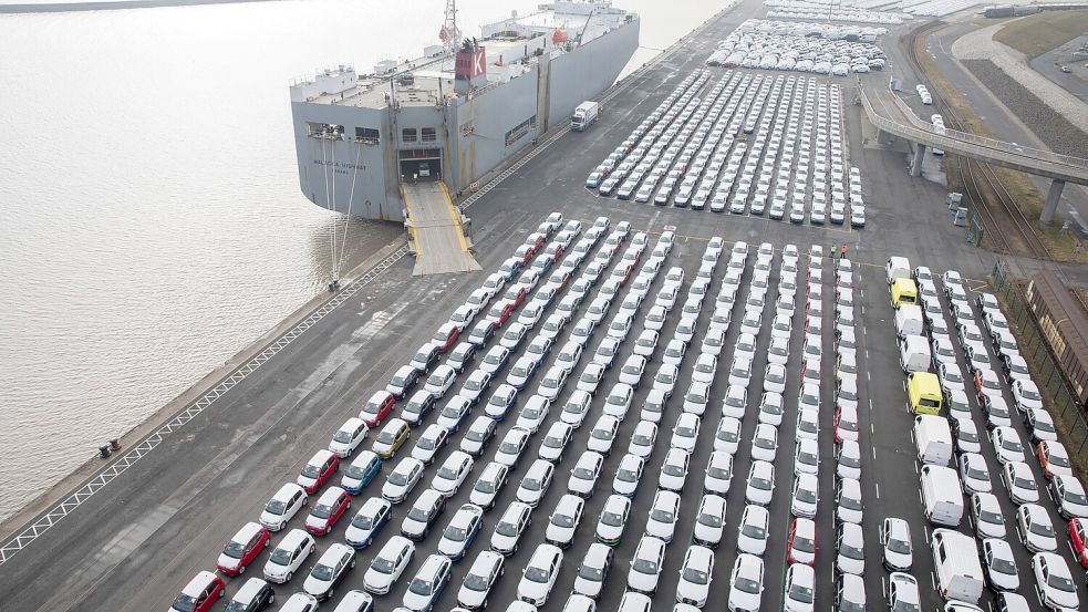 Die europäische Automobilindustrie dürfte zu den großen Profiteuren des Abkommens zählen. (Archivbild) Foto: Jörg Sarbach/dpa