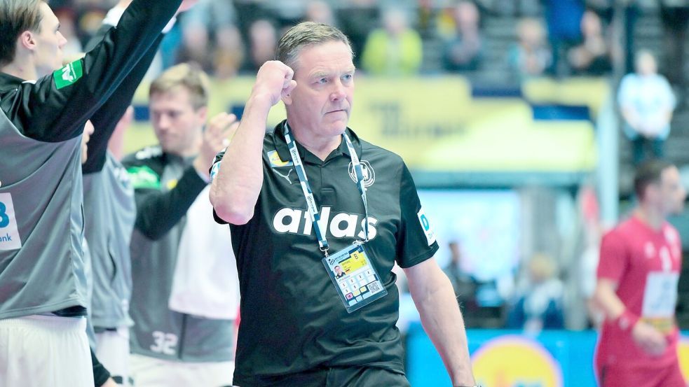 Ungewohnt emotional an der Seitenlinie: Bundestrainer Alfred Gislason. Foto: Sina Schuldt