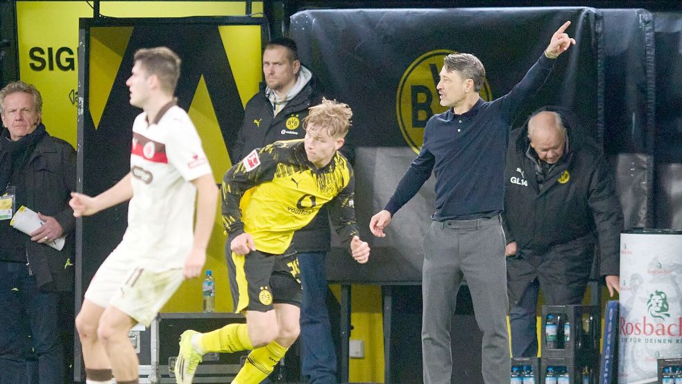 Niko Kovac (r) gibt beim BVB die Richtung vor. Foto: Bernd Thissen