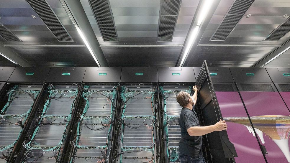 „Wenn man die Kernsysteme nicht modernisiert, redet man mit KI nur etwas schön.“ (Archivbild) Foto: Marijan Murat