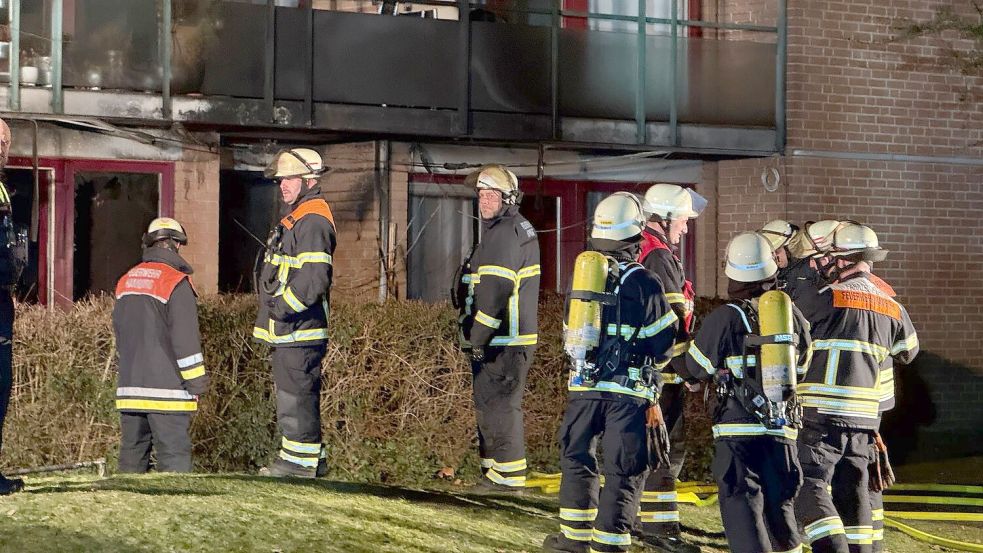Bei dem Brand in einem Hamburger Pflegeheim kam für einen Mann jede Hilfe zu spät. Foto: Domenic Schmidt/NEWS5/dpa