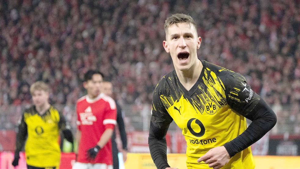 Nico Schlotterbeck bejubelt seinen Kopfballtreffer zum 2:0. Foto: Soeren Stache