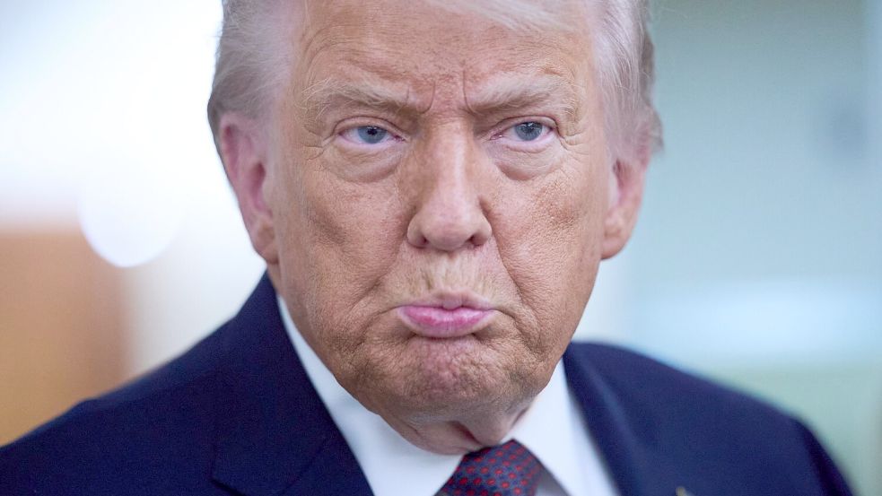 Trump lobt das britische Militär - nach heftiger Kritik an seinen früheren Äußerungen. (Archivbild) Foto: Evan Vucci/AP/dpa