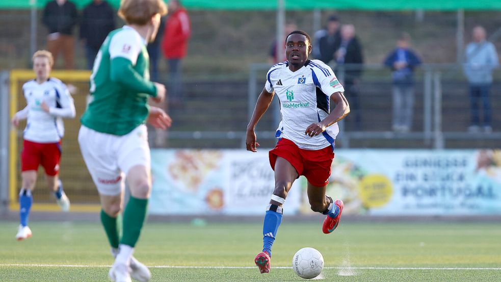 Ayukayoh Mengot war zuletzt vereinslos und spielte in der vergangenen Saison für den Hamburger SV II. Archivfoto: Imago