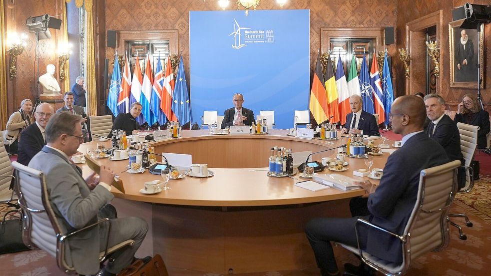 Das Hamburger Rathaus ist Schauplatz des Nordsee-Gipfels. Foto: Marcus Brandt