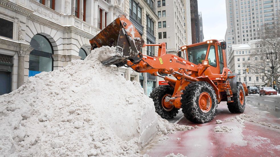 Der Wintersturm in den USA hat weite Teile des täglichen Lebens eingeschränkt. Die Menschen sollen ihre Wohnungen und Häuser nicht verlassen. Vielerorts sind Notunterkünfte eingerichtet worden. Foto: AFP/SPENCER PLATT
