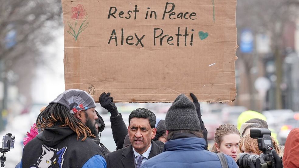Die tödlichen Schüsse in Minneapolis lassen die Wut auf Trumps Regierung hochkochen. Foto: Adam Gray/AP/dpa