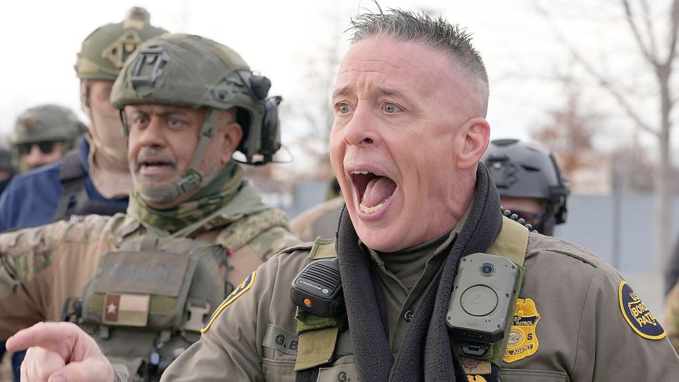 Bovino wurde mit seinem Vorgehen in Minneapolis zum Feindbild der Trump-Kritiker. (Archivbild) Foto: Jen Golbeck/AP/dpa