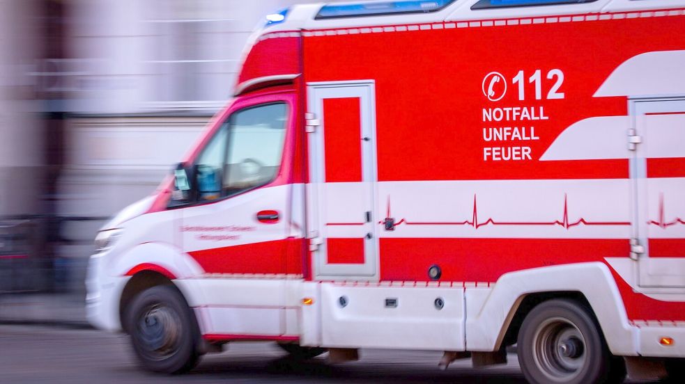 Nach einem tödlichen Badeunfall von zwei Schwestern sind nun die Eltern angeklagt. (Symbolbild) Foto: Jens Büttner