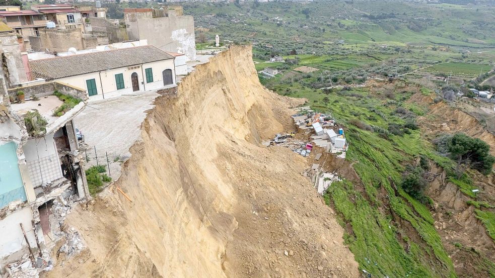 Wie ein Schwamm hat sich die Erde unter Niscemi vollgesogen. Foto: Andrea Petrelli